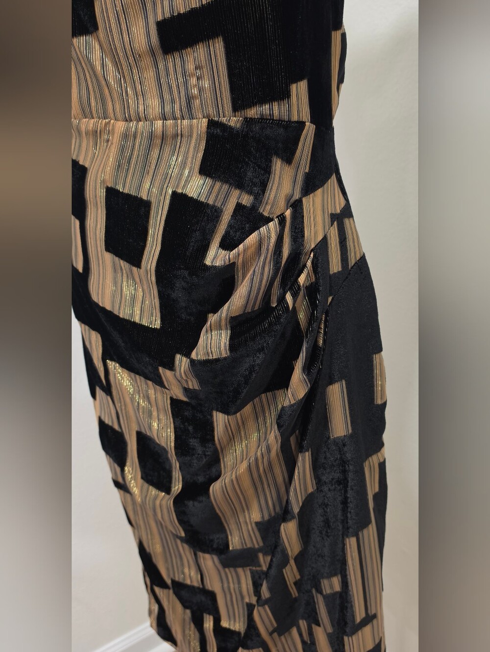 Donna Karan Black and Gold Geometric Midi Sheath Dress - Picture 9 of 15